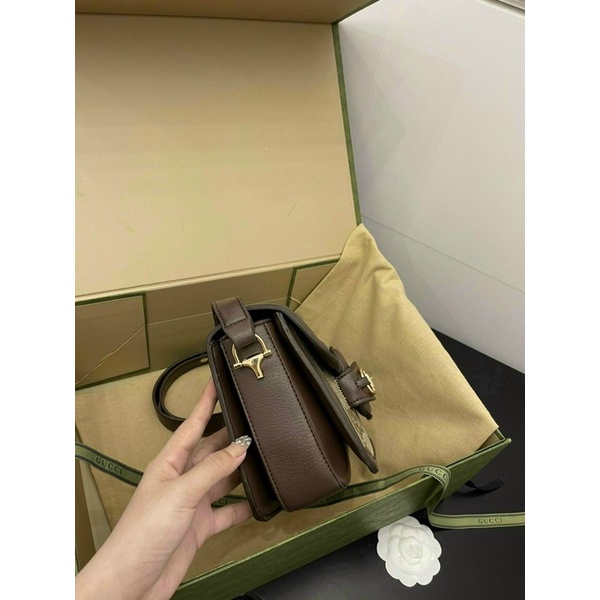 Túi kẹp nách đeo chéo CG lót nhung size 23