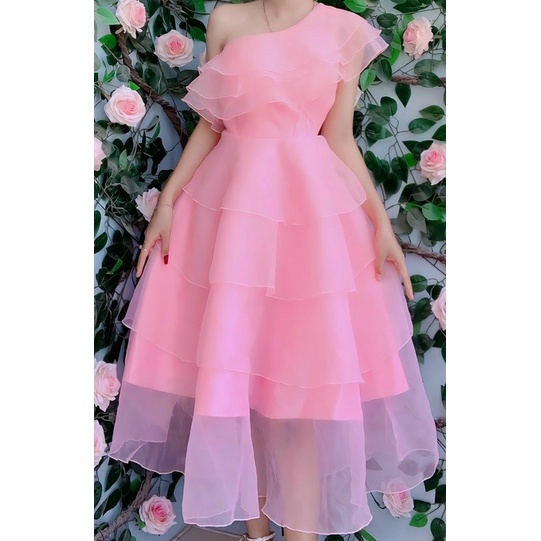 ĐẦM LƯỚI KIẾNG CHIẾC ĐẦM XINH VỚI 2 TÔNG MÀU NHẸ NHÀNG DỄ THƯƠNG CHO CHỊ EM UP