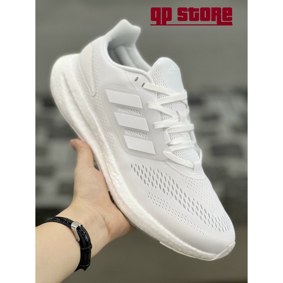 Giày Thể Thao Adidas PureBoost 22