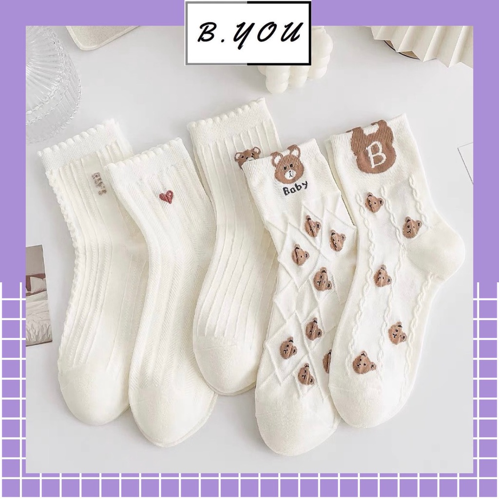 Tất vớ nữ cổ cao màu trắng, họa tiết gấu baby nâu dễ thương