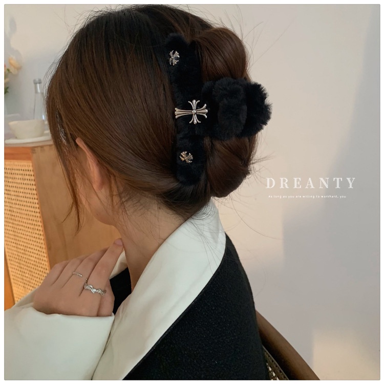 Kẹp Tóc Lông Nhung Đan Chéo Lưng Độc Đáo Thời Trang Thu Đông Hàn Quốc