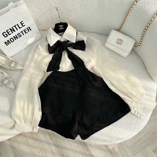 Set áo sơ mi voan cổ thắt nơ đen tay phồng - short đen