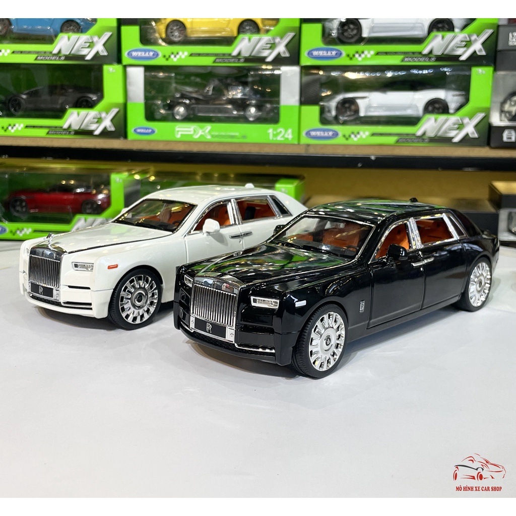 Mô hình xe bằng kim loại Rolls-Royce Phantom 8 tỉ lệ 1:20 hãng XLG 3 màu