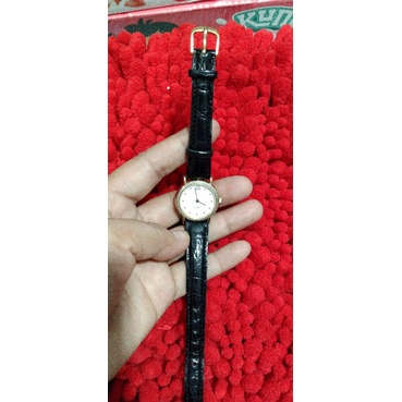 Đồng hồ nữ guyvenchy hàng si