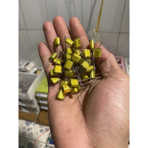 Tụ 104 Film Vàng