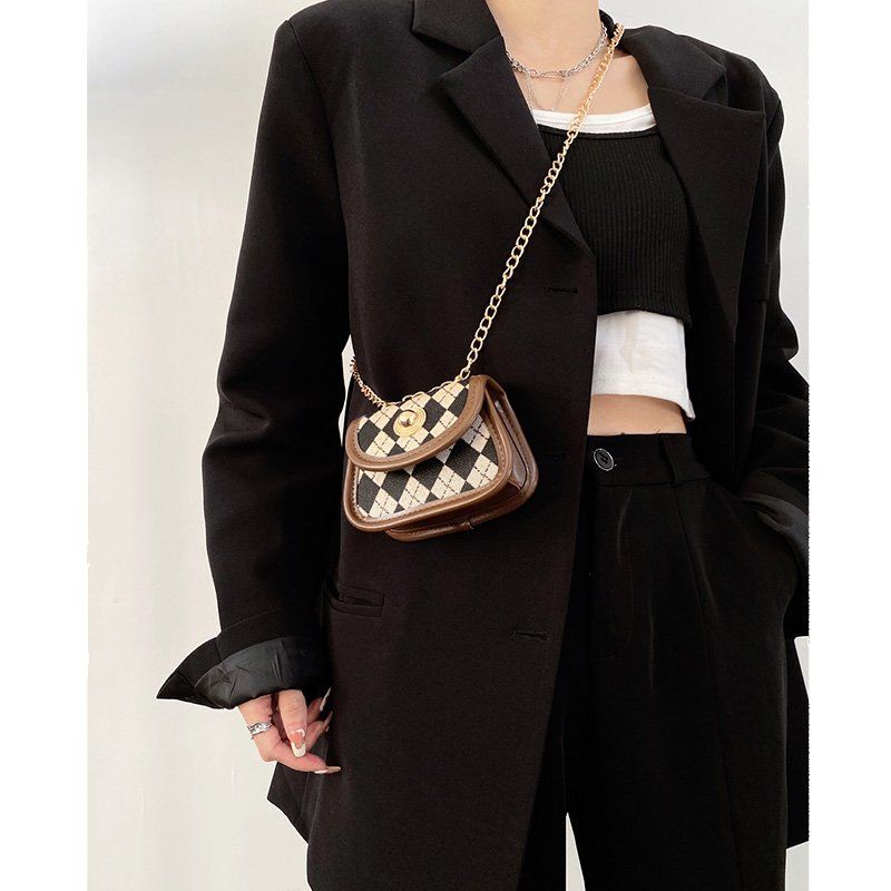 Túi Đeo Chéo Mini Phối Dây Xích Thời Trang 2021 Cá Tính Cho Nữ