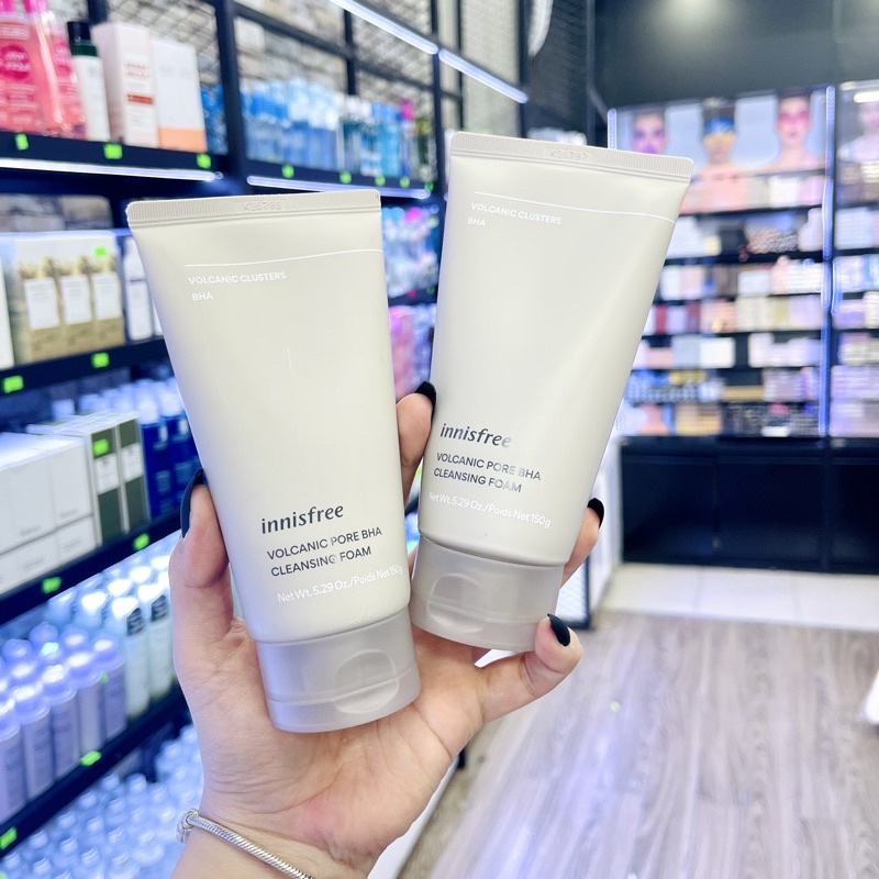 Sữa Rửa Mặt Innisfree Jeju Volcanic Pore Cleansing Foam EX