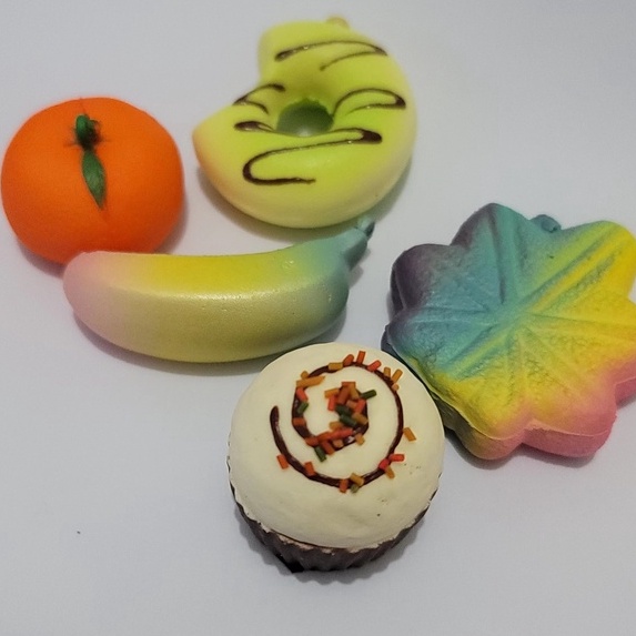 Đồ Chơi Mô Hình Bánh Kem / Bánh Cuộn Trái Cây / Đồ Chơi Trang Trí Nội Thất / Đồ Chơi Nén Cho Người Lớn/ đồ chơi xả stress