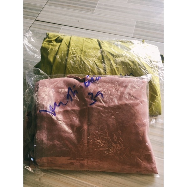 Chuyên bỏ sỉ số lượng các mặt hàng quần áo .địa chỉ phường hắc dịch thị xã phú mỹ bà rịa vũng tàu. Khách có