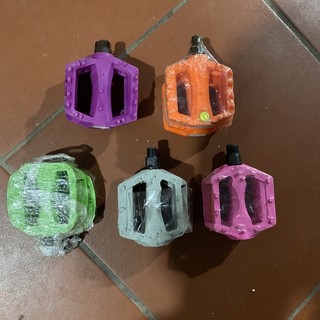 Pedal bàn đạp xe đạp trẻ em