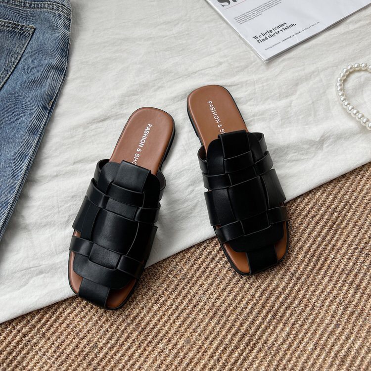 Dép sục bít mũi đan dây 2 màu đen trắng da mềm mã SDD