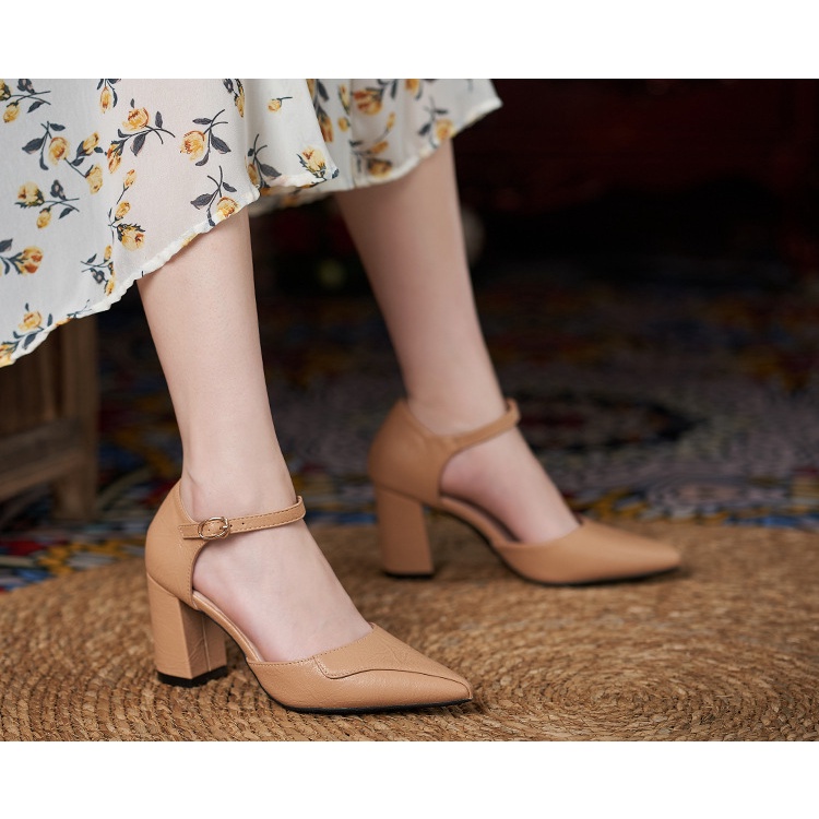 Giày Gót Vuông Hở eo Big Size_ Hàng Có Sẵn (Size 40➡️43)