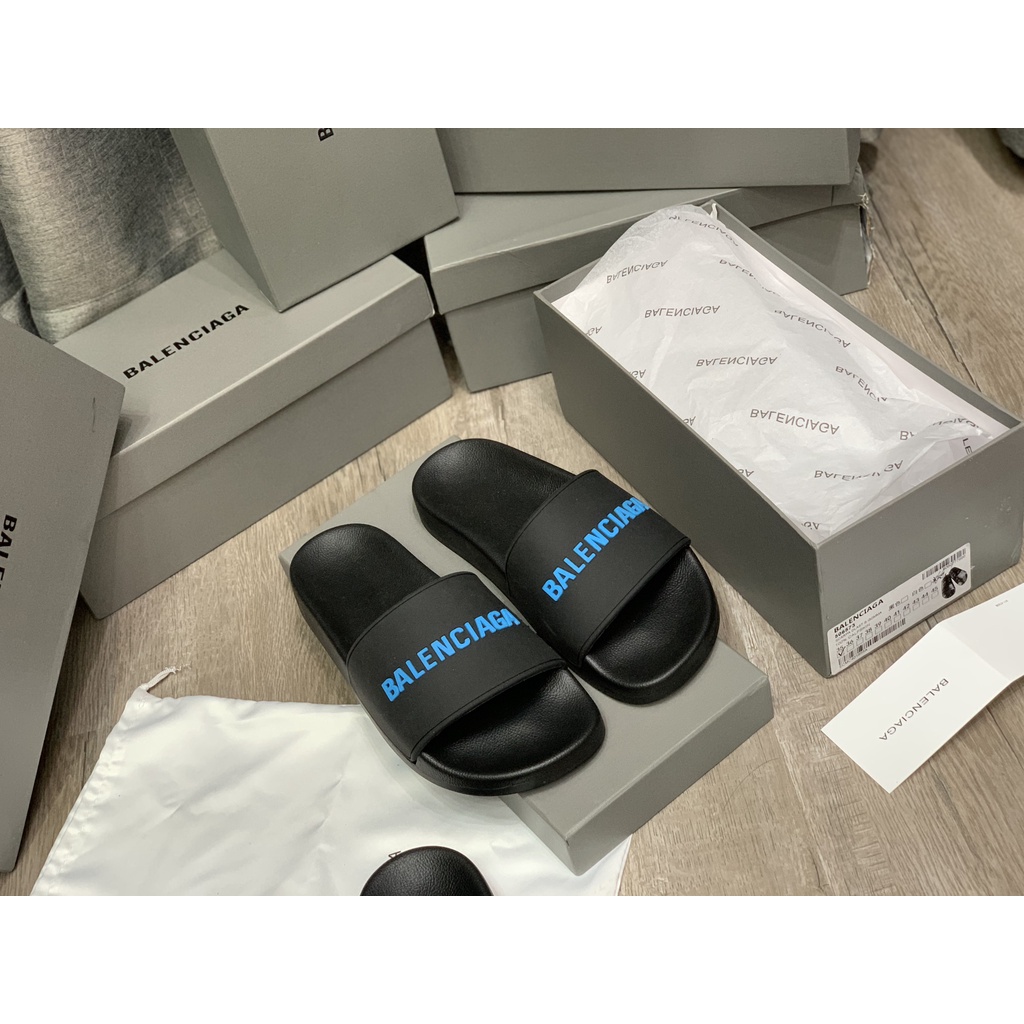 SLIDE BALENCIAGA LOGO POOL. DÉP BALENXETAYGA LOGO CHỮ XANH