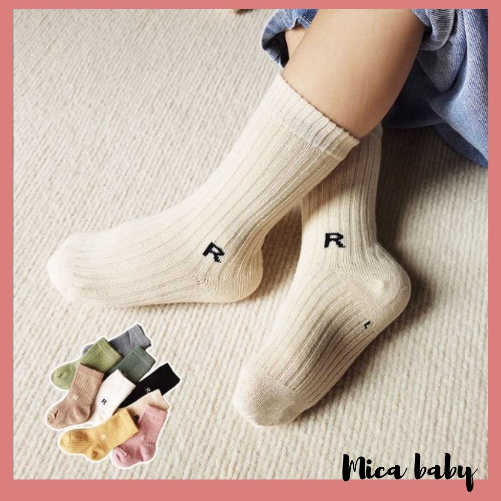 Tất vớ cao cổ chất len thêu chữ R phong cách Hàn Quốc đáng yêu cho bé T32 Mica baby