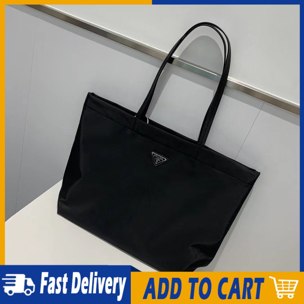 Pra.daa Túi Tote Nữ Bằng Nylon Sức Chứa Lớn Họa Tiết Hình Tam Giác Chống Nước Phong Cách Hàn Quốc Thời Trang đơn Giản