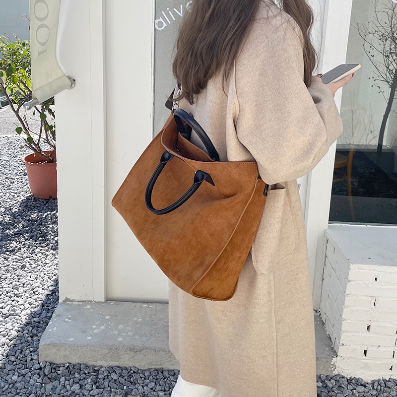 IELGY Túi Đeo Chéo Màu Nâu Mờ Sức Chứa Lớn Thời Trang Cho Nữ