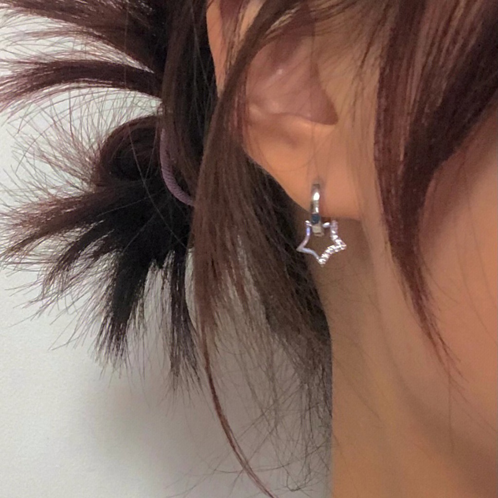 Khuyên Tai Ngắn Thiết Kế Chính Hãng Thiết Kế Ngôi Sao Năm Cánh Đơn Giản Tinh Tế Và Tinh Tế Cho Nữ