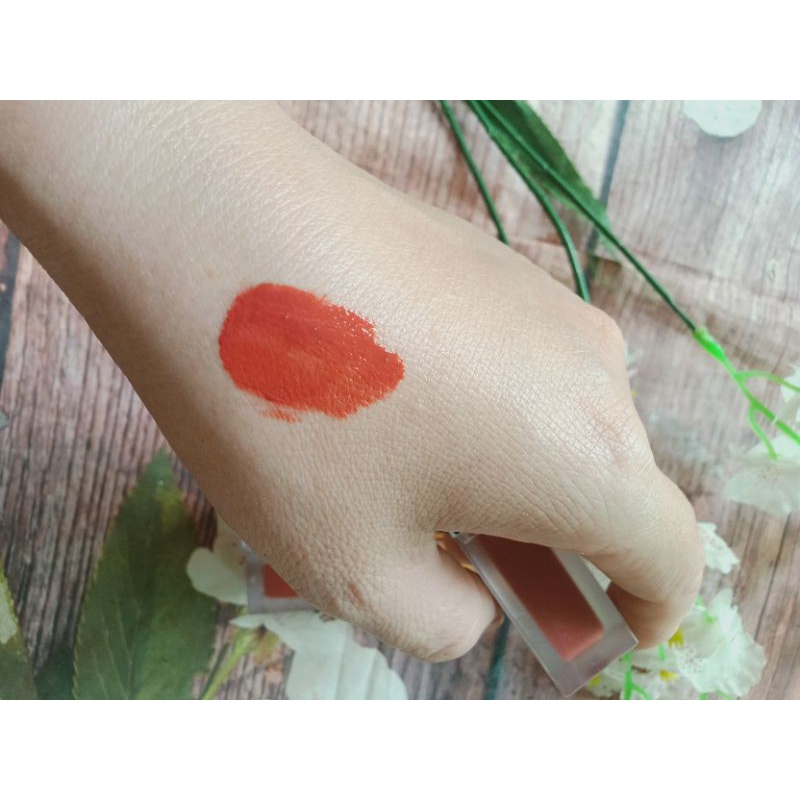 son môi màu cam đất đẹp
