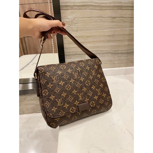 Túi (cặp)nam hàng super sz26x22cm họa tiết 4 màu phom phồng đẹp fullbox nam châm