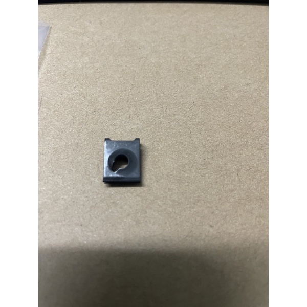 Vít 4×15 Và Kẹp Cho Dàn Nhựa Của Các Dòng Xe SUZUKI-Hàng chính hãng