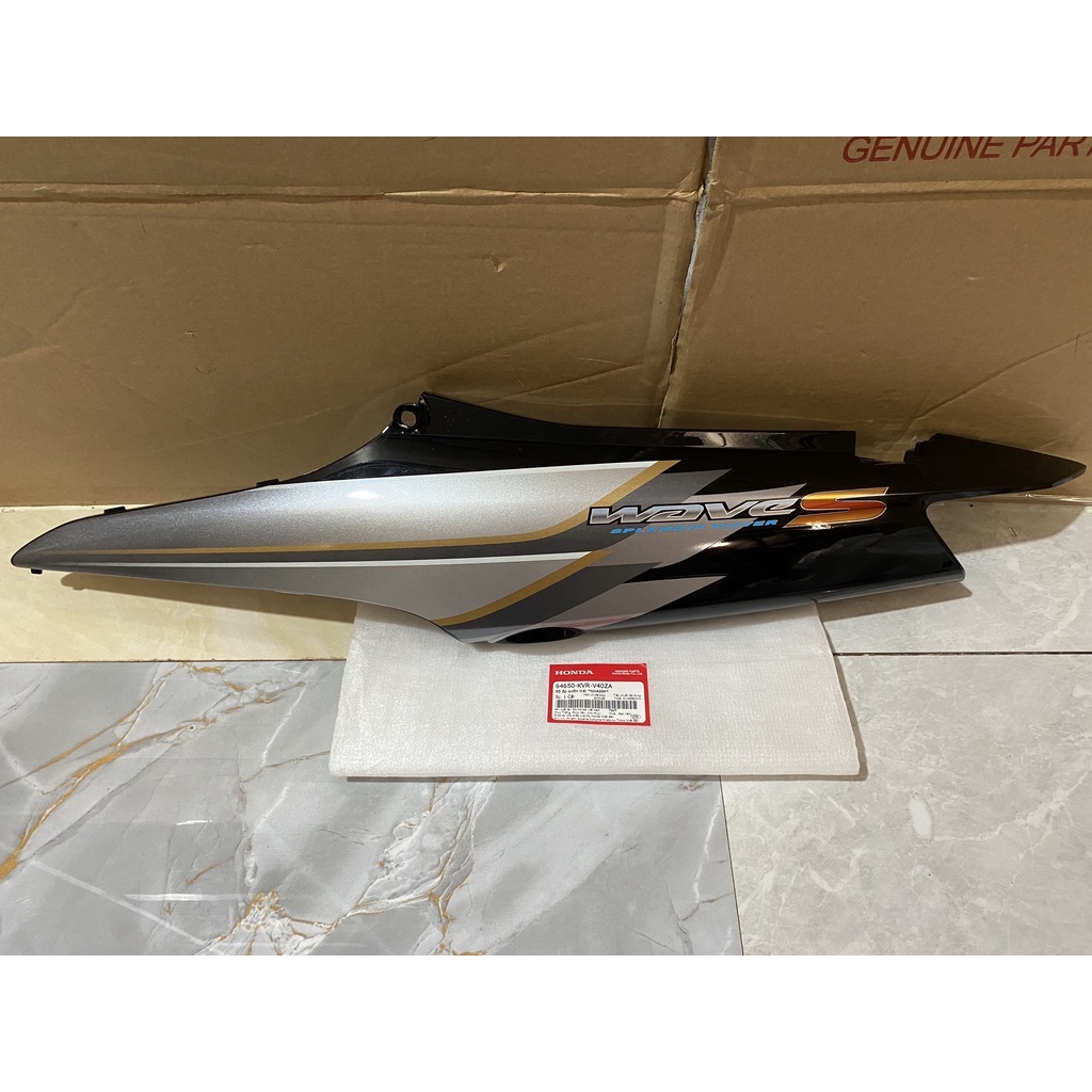 Bộ ốp sườn bên trái - ốp thân HONDA WAVE S100 năm 2007 màu Đen. *NHA69P* 64650KVRV40ZA