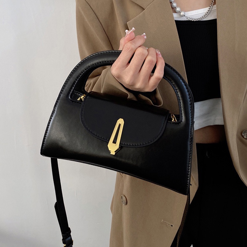 Túi đeo chéo IELGY bề mặt mịn dễ phối đồ thời trang chất lượng cao