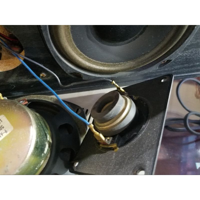 Loa treb tháo thùng loa Canada