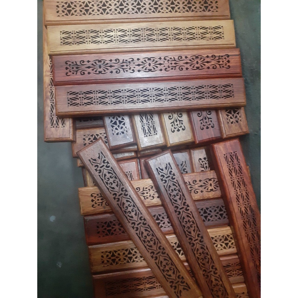 Đế Cắm Nhang Không Tăm Bằng Gỗ Hương Hoa Văn