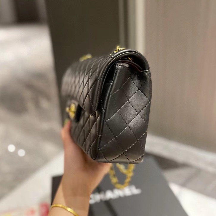 Túi Xách Da Cừu Thật Đính Đá Phối Dây Xích Đeo Vai Sành Điệu Cho Nữ777777