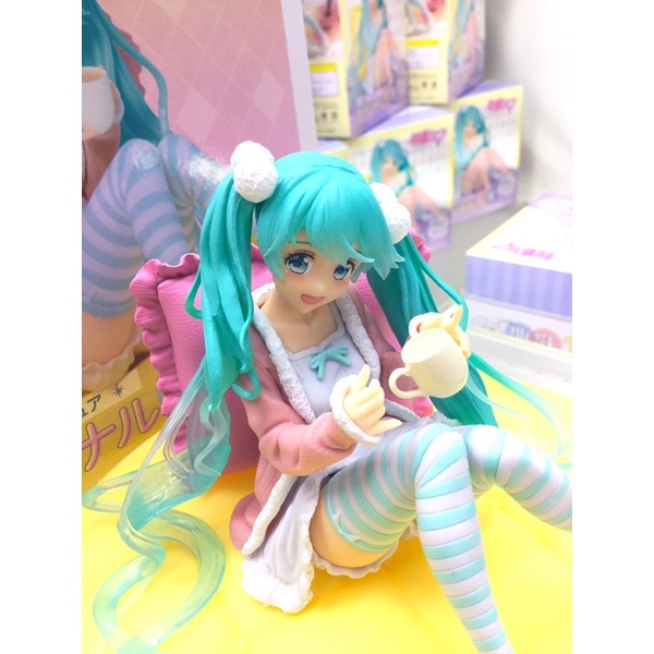 MÔ HÌNH HATSUNE MIKU CHÍNH HÃNG: Miku trang phục thường ngày