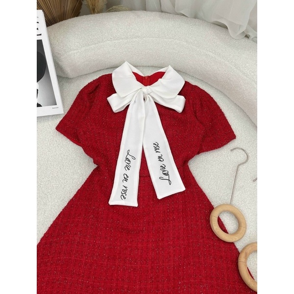 🎀 HẾT 🎀 ĐẦM DẠ ĐỎ DÂY NƠ THÊU CHỮ SANG CHẢNH