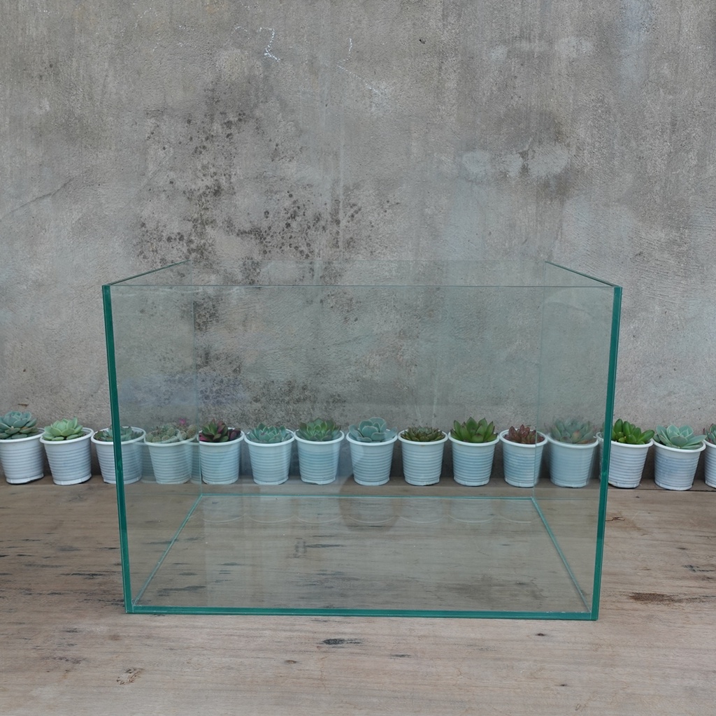 Bể cá 40 x 26 x 28 cm, dày 5mm, bể dán dấu keo, mài nhẵn vi tính