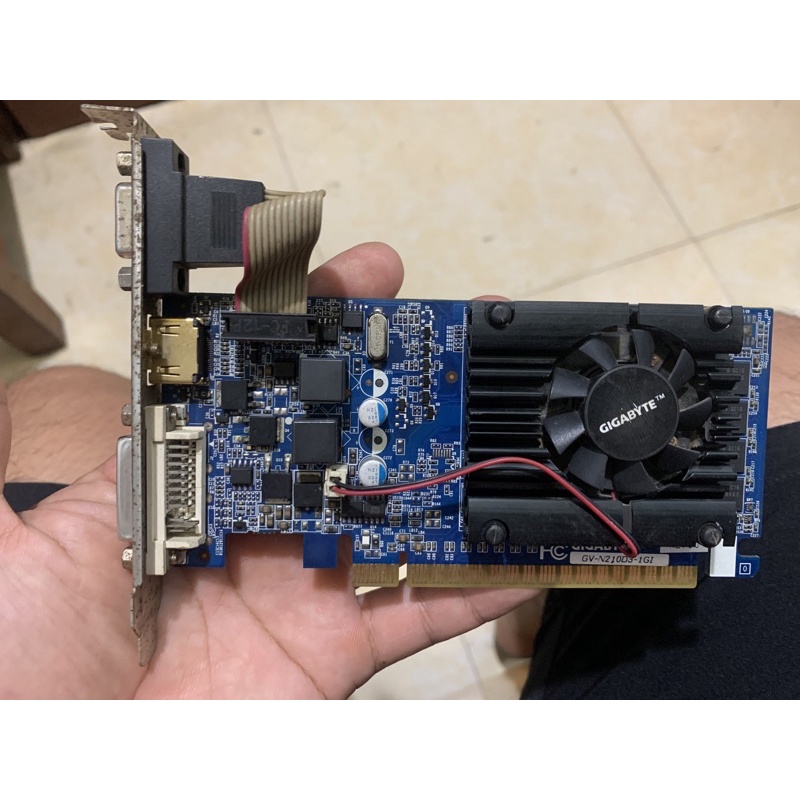 vga gigabyte N210 D3-1Gl
