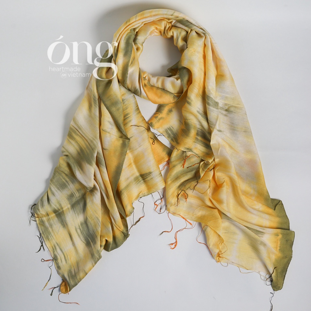Khăn choàng cổ chất liệu 100% từ sợi tự nhiên của Óng Silk