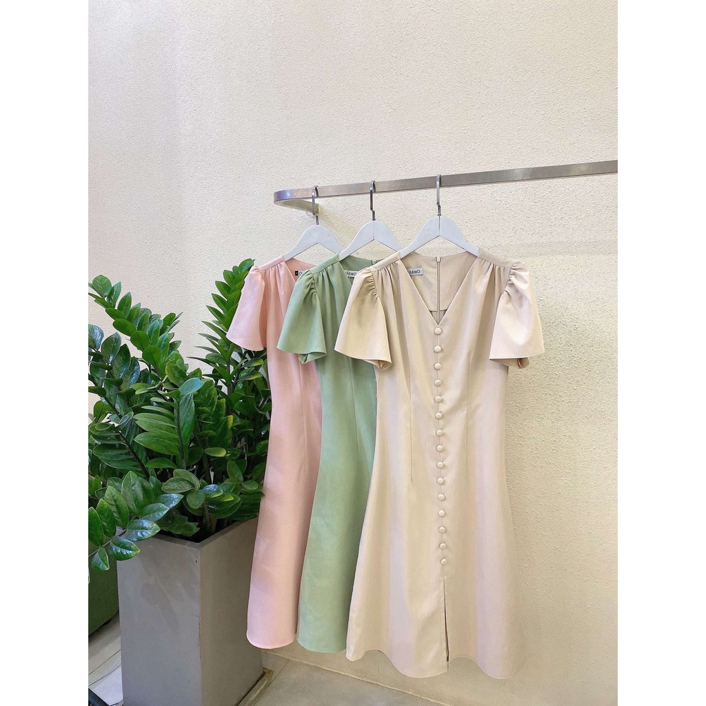 Đầm cổ tim CHARMO màu pastel form basic Button Vneck Dress