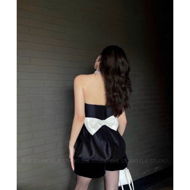 Set bộ nữ áo ống đen nơ trắng to sau lưng kèm short Venus Closet - SR190