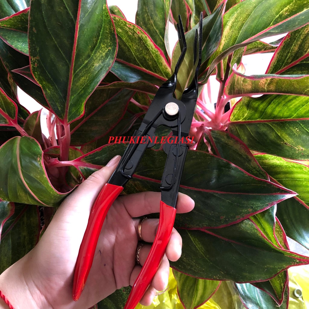 Kìm tháo chốt vít nhựa đa năng bằng kim loại