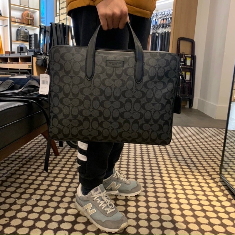 Cặp Xách Coach Penn Brief In Signature Canvas