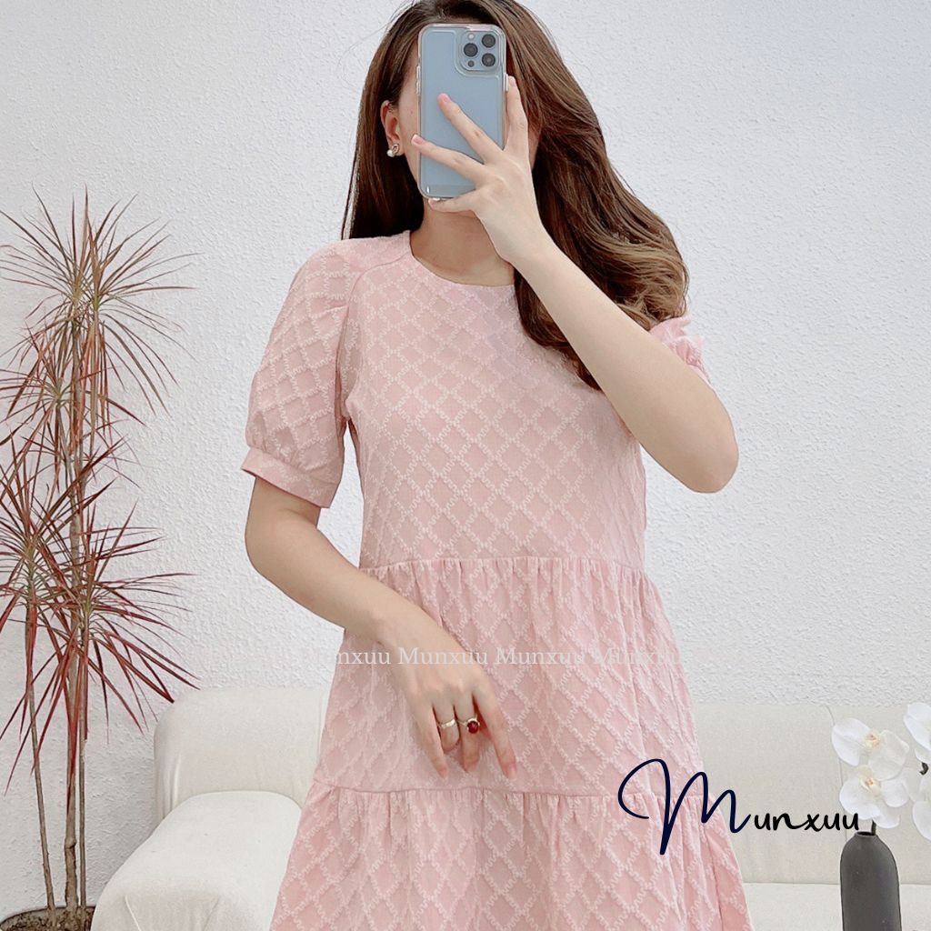 Váy babydoll tay ngắn họa tiết gân nổi MUNXUU thiết kế dáng suông xòe nhẹ nhàng- V07 họa tiết