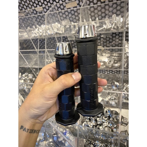 Combo bao tay Daytona kèm gù Salaya - GR5 Titan Fullbox