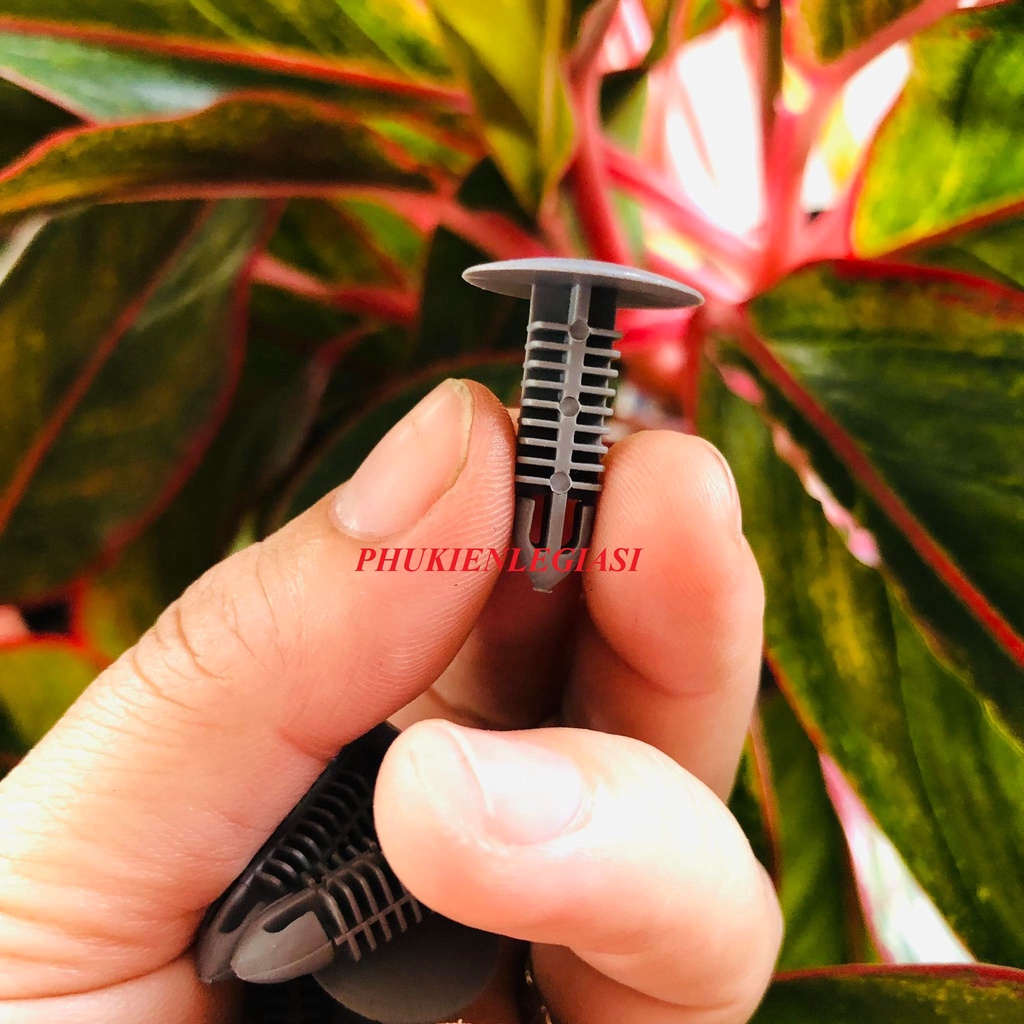 Vít nở nhựa trần xe Oto 6mm x 6.7mm đinh tán, chốt vít nở vít Nhựa cho xe hơi ô tô 6mm