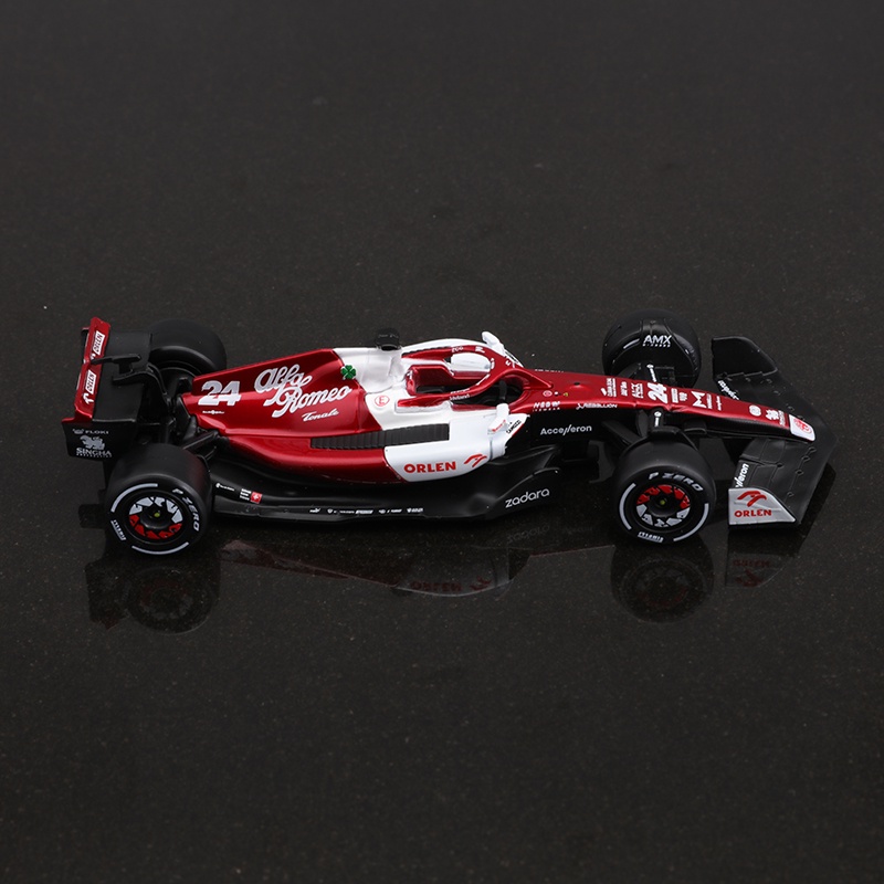 BBURAGO Xe Đua Alfa Romeo F1 C42 Tỉ Lệ 1: 43 #Áo Thun In Hình Quan Công Thời Trang Cá Tính 24 Guanyu Zhou 24 #Mô Hình Xe Ô Tô Valtteri Bottas 77 2022