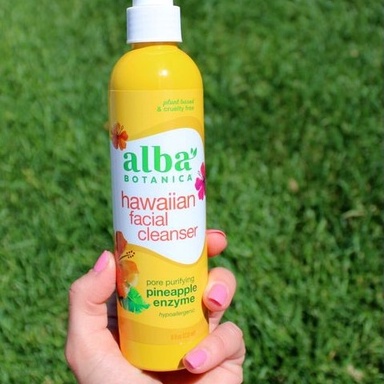 Sữa rửa mặt ALBA BOTANICA chính hãng chiết xuất enzyme dứa, làm sạch sâu nhẹ nhàng Cleanser dưỡng da trắng sáng