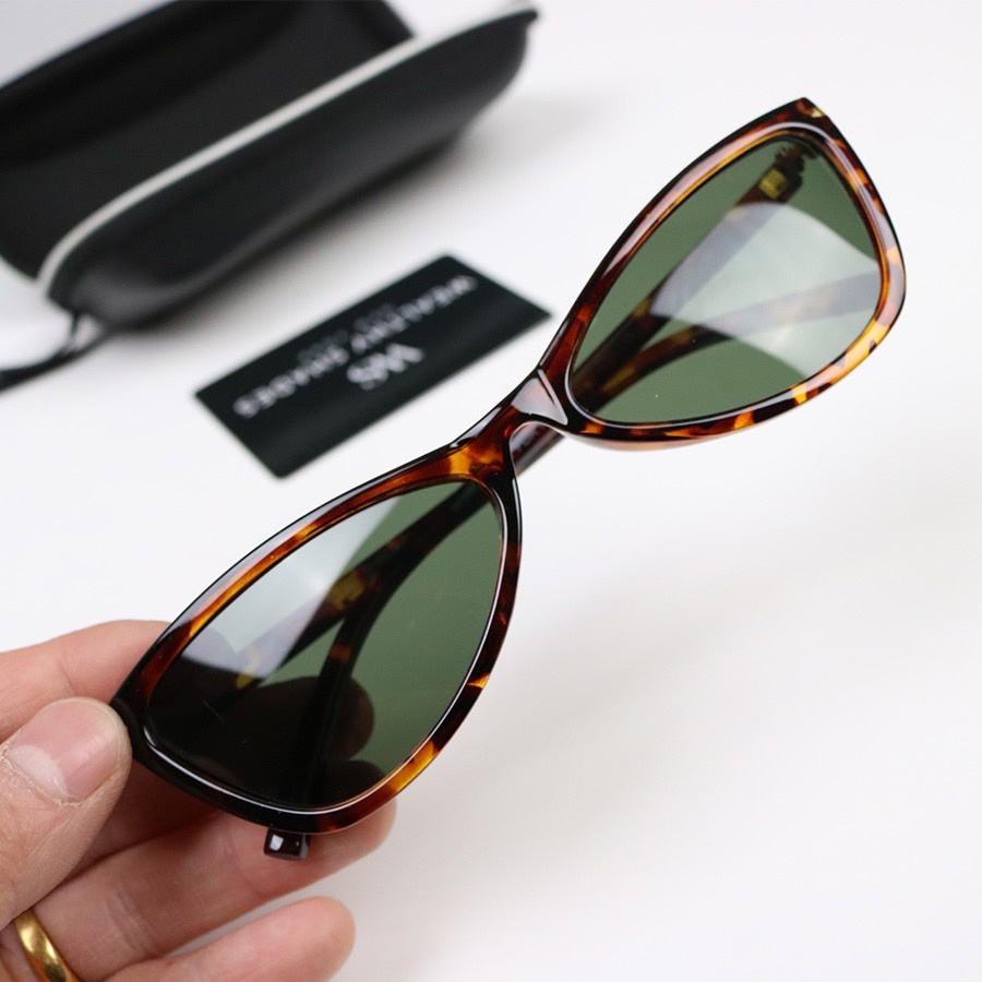 Mắt kính mắt mèo Wealthy Shades full hộp chính hãng