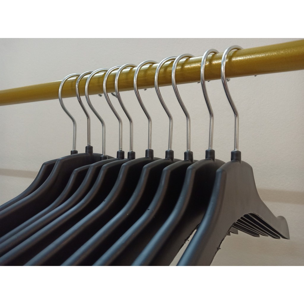 Móc quần áo, mắc áo nhựa vai nữ to dài 40 cm dùng cho shop thời trang gia đình Anki Decor