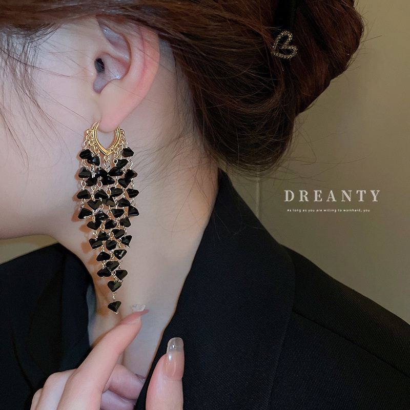 Bông Tai Hình Học Đính Pha Lê Đen Phối Tua Rua Phong Cách Âu Mỹ Sang Trọng Thời Trang