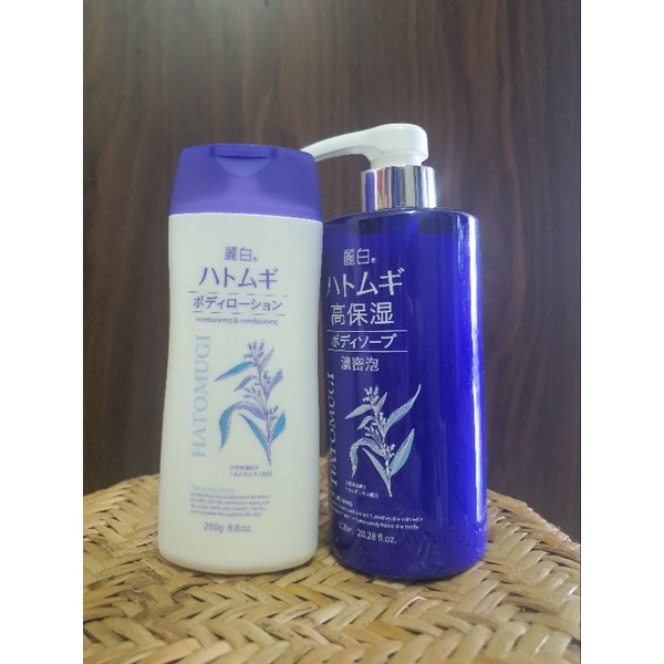 Sữa tắm dưỡng ẩm sâu trắng sáng mềm mịn da Hatomugi hàng Nhật chính hãng 600ml