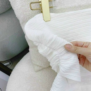 Đầm maxi trắng bẹt vai vân ngang basic