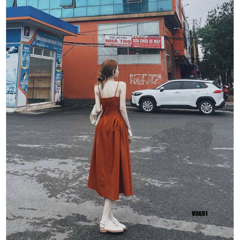 (FreeShip 2022) Đầm 2 dây dáng xòe,đầm lụa thiết kế túi nhún xếp li tinh tế,tone màu cam hottren tôn da
