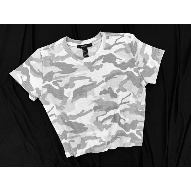 Áo croptop ôm thun bo gân lính xám